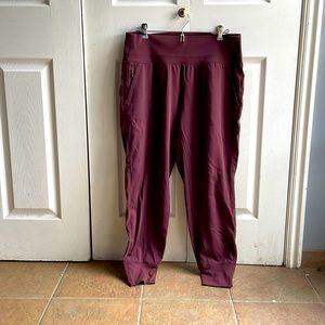 Athleta Venice Jogger, Size Large